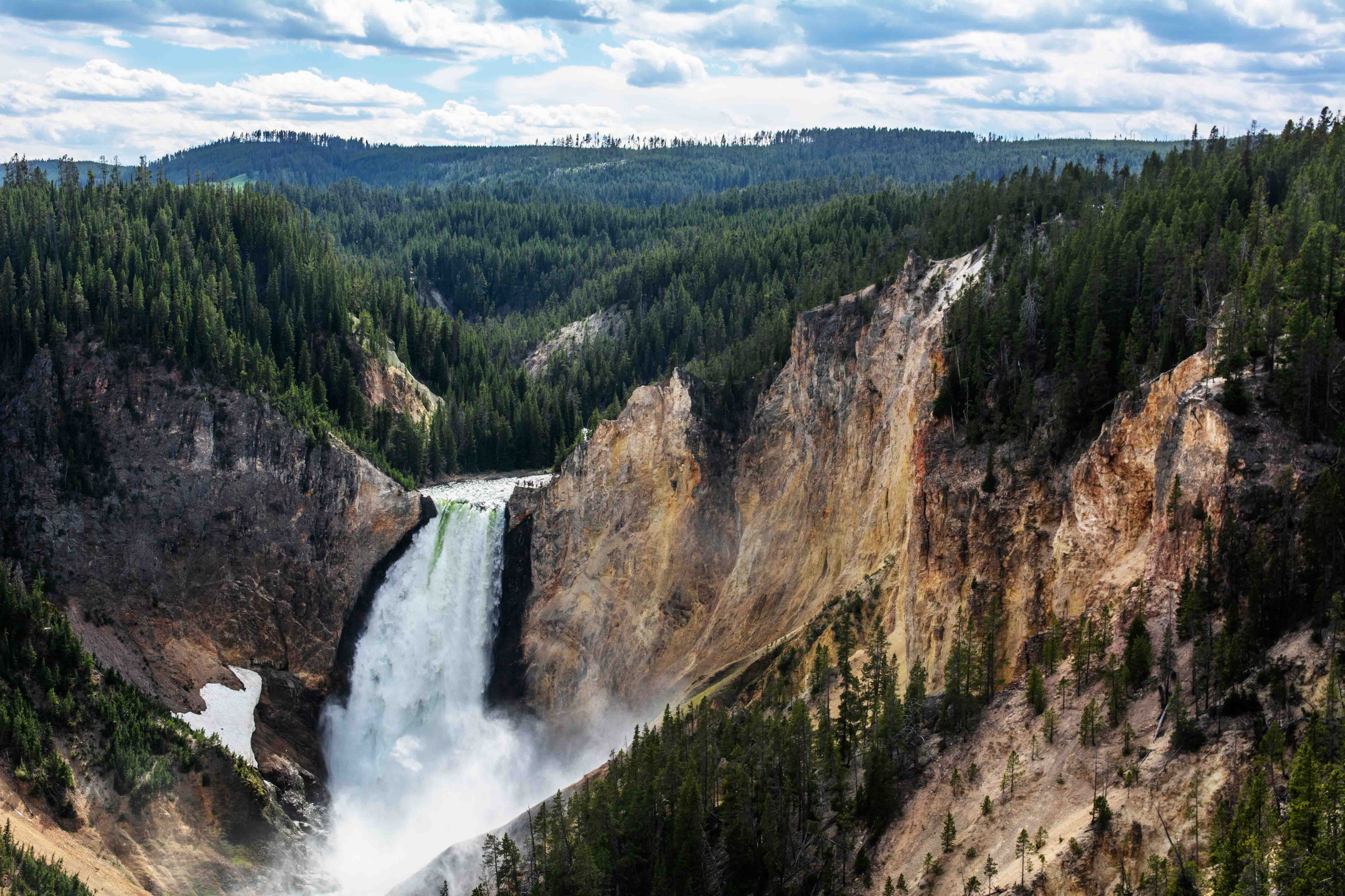 RV Camping the Yellowstone area of Wyoming